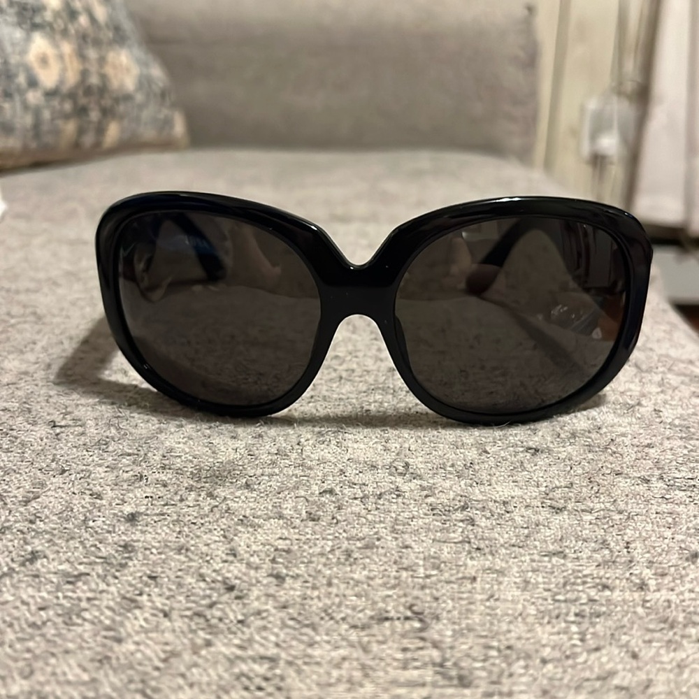 Versace sunglasses! Super chic.